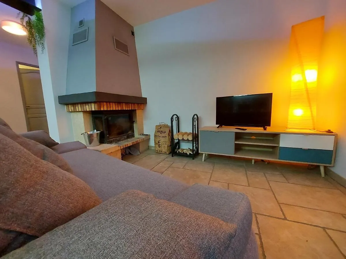 Lac d'Annecy Chalet: Mountain View Retreat with Terrace and Garden Saint-Jorioz France