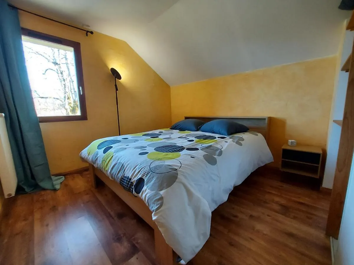 Lac d'Annecy Chalet: Mountain View Retreat with Terrace and Garden Saint-Jorioz 0*,  France