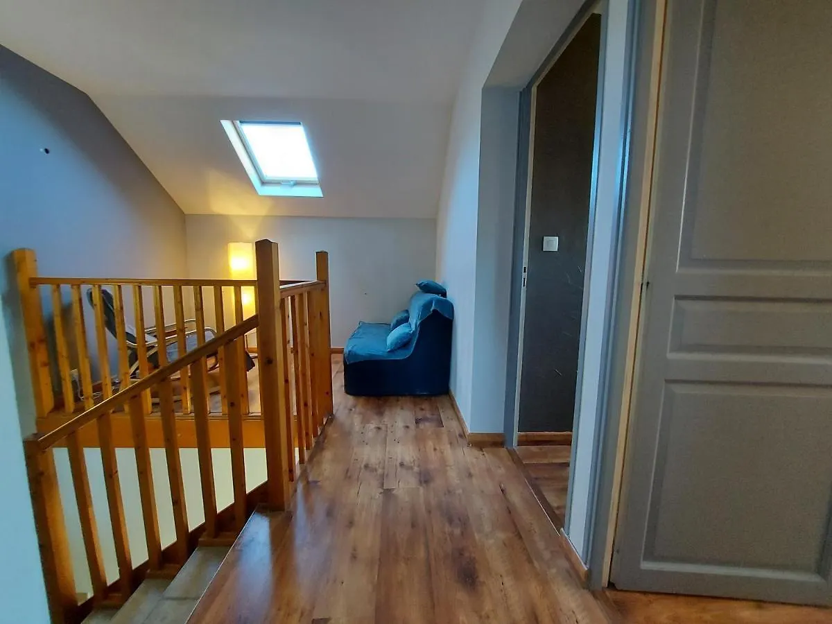 Holiday home Lac d'Annecy Chalet: Mountain View Retreat with Terrace and Garden Saint-Jorioz